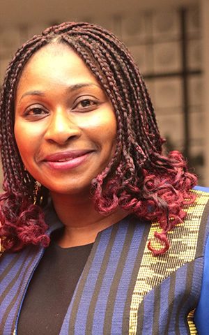 Lea Nguessan, présidente de l'association loi 1901 Un livre, une chance